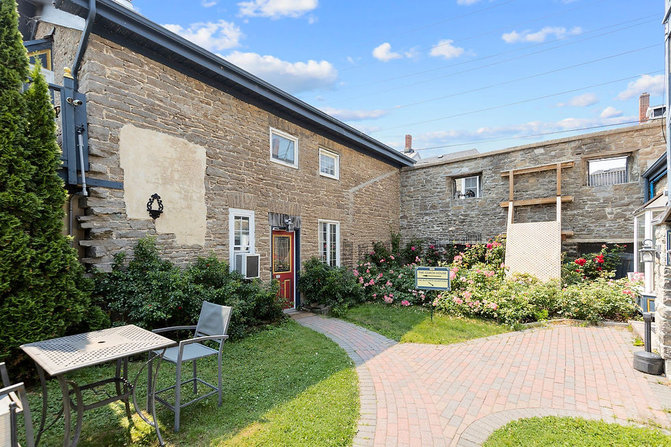 Rose Gaeden Entrance