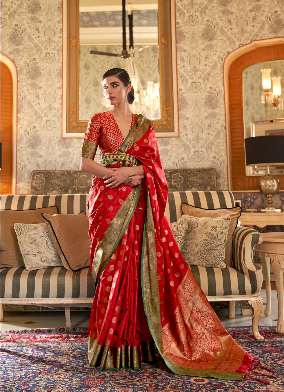 Latest Designer Saree for Women, Paithani Saree, Linen Saree, Kashmiri Sarees, Saree Blouse, Sarees for Indian Weddings, Red