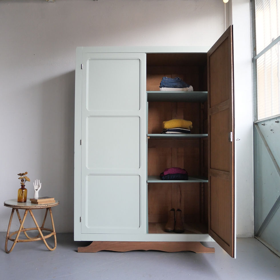 Miniature : Armoire penderie vintage