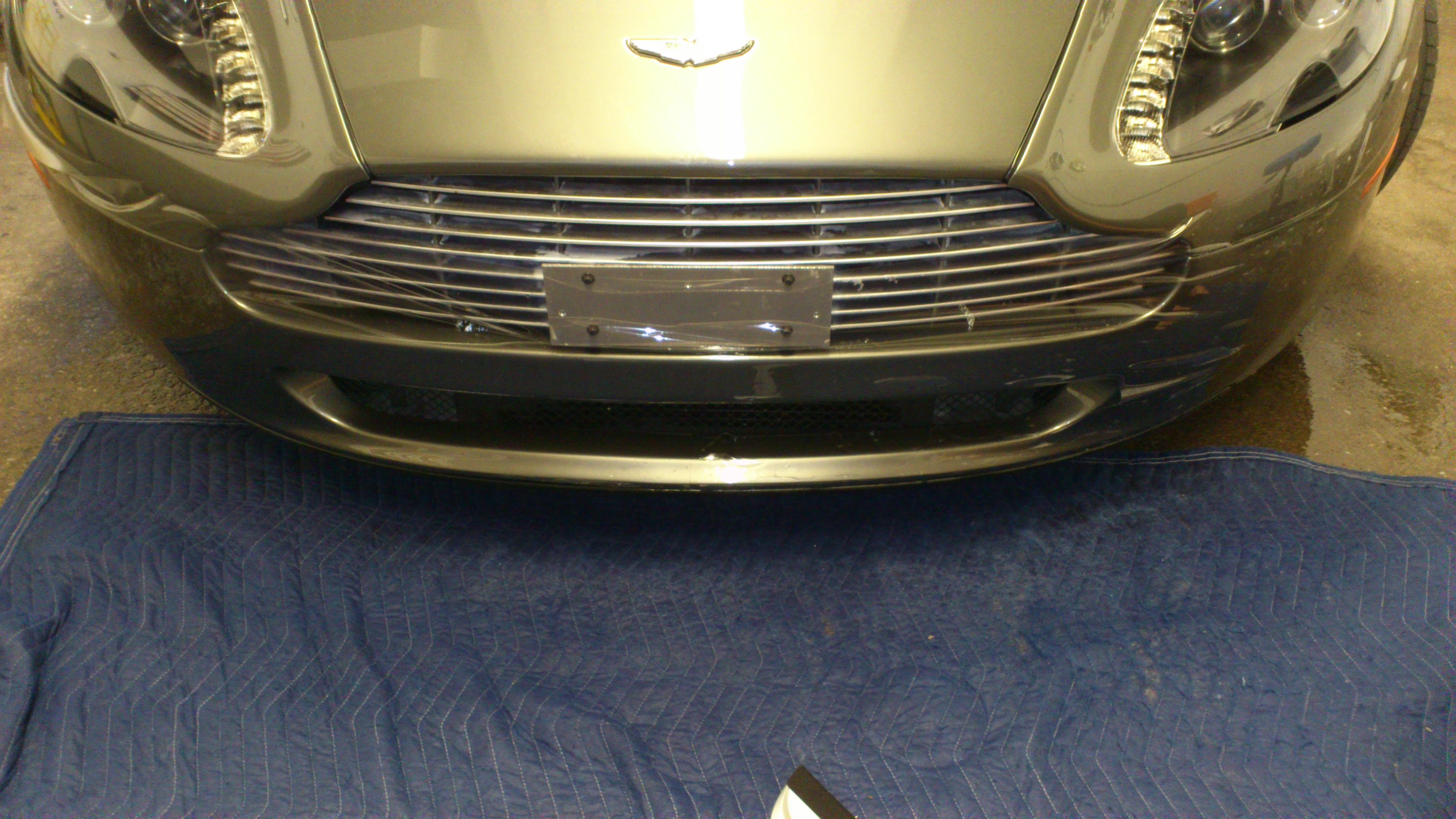 2010 ASTON MARTIN