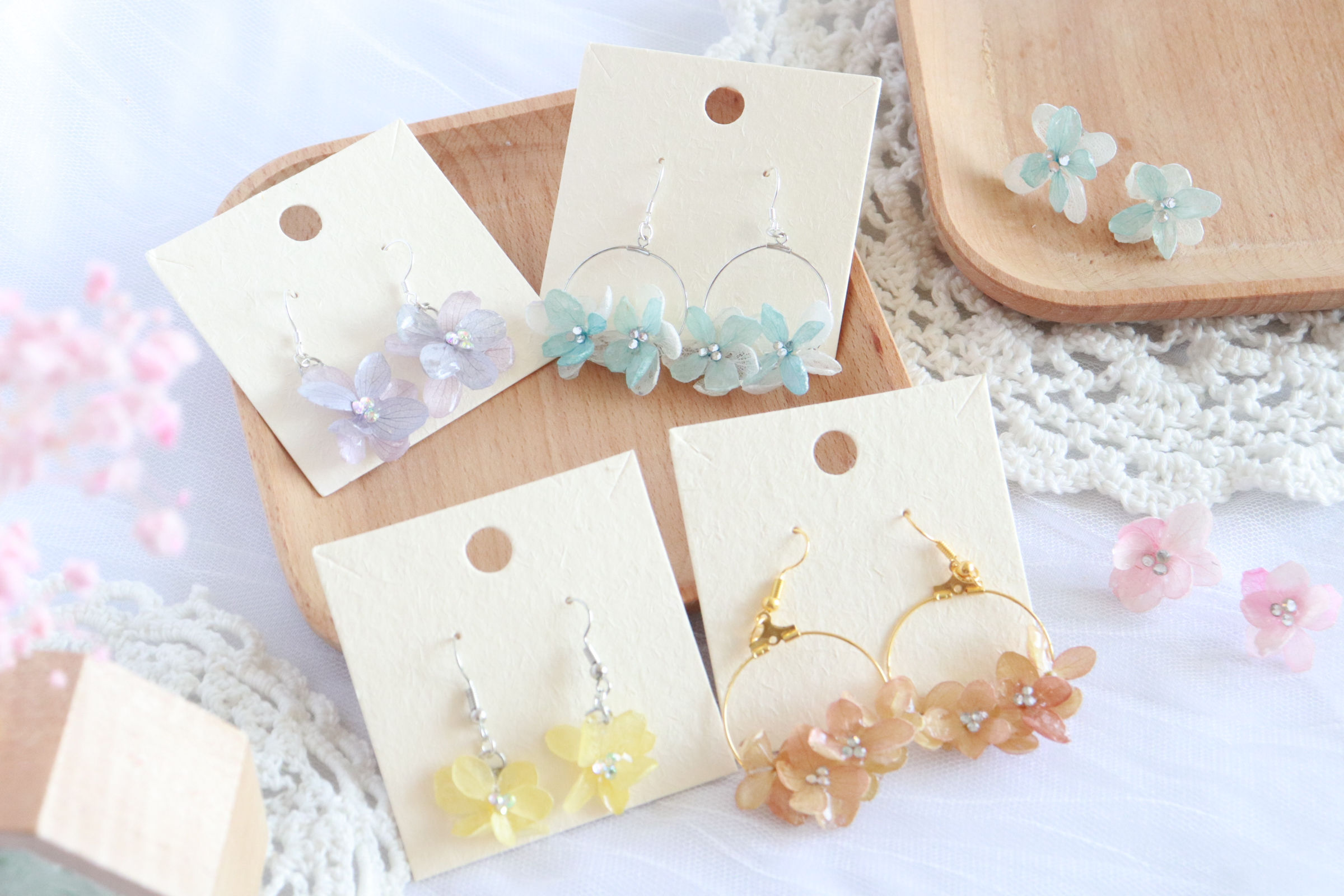 Preserved Hydrangea Drop Earrings