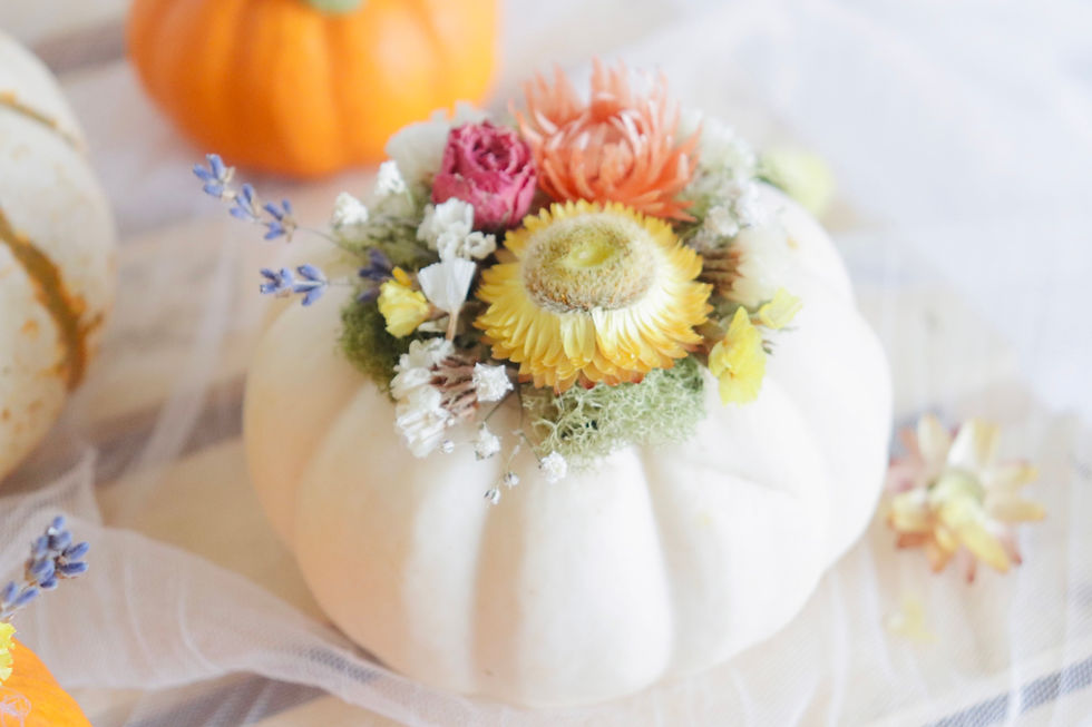 Thumbnail: Dried flower Pumpkins