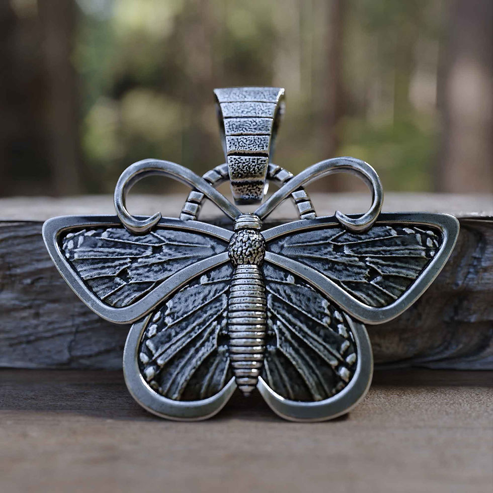 Pendentif de Papillon avec Antenne