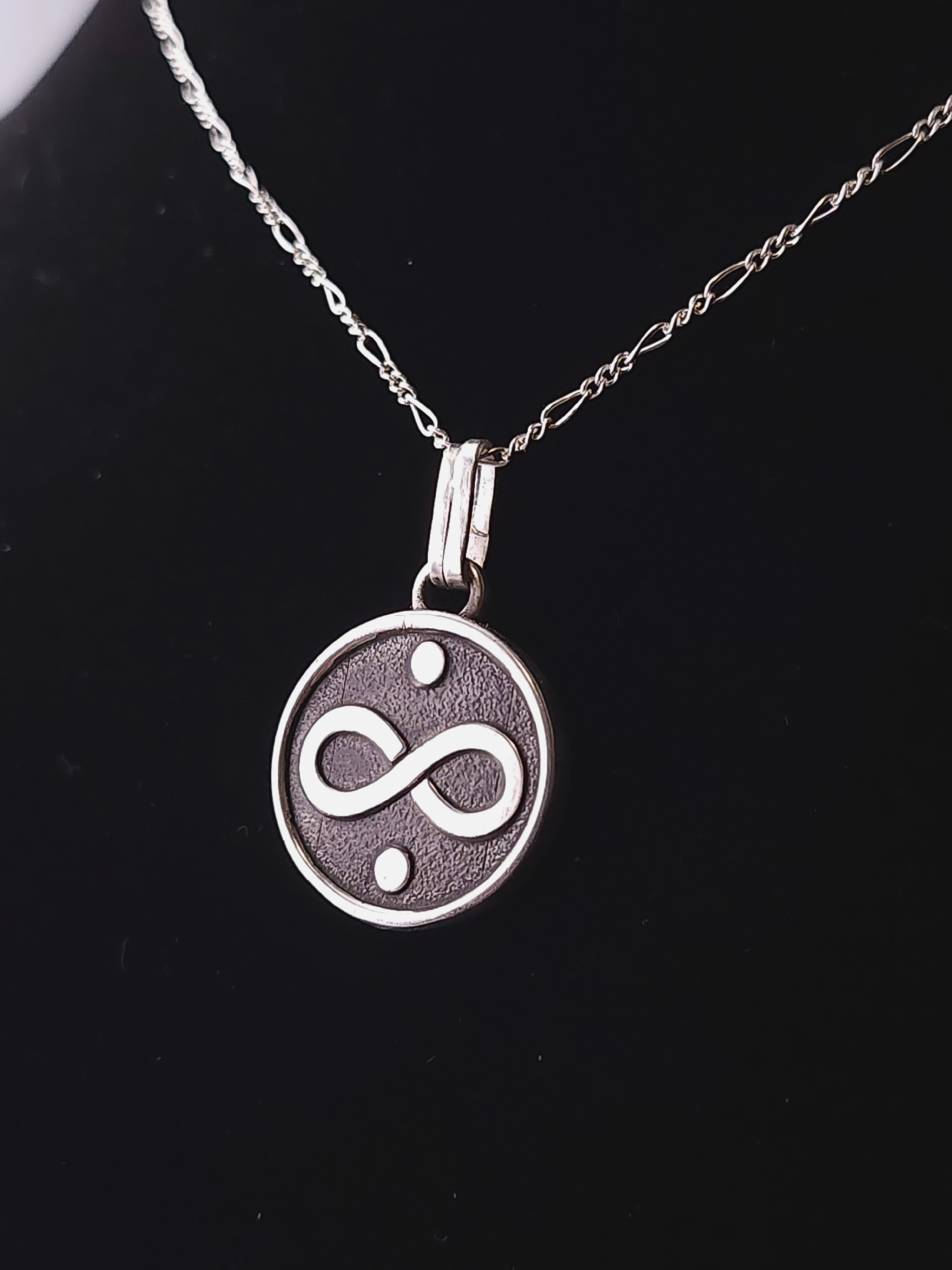 Pendentif Symbole Infini en Argent Sterling
