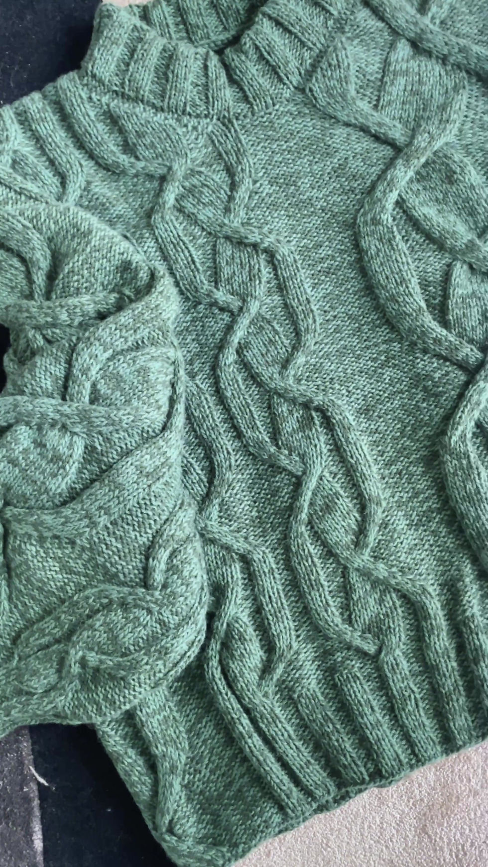 Thumbnail: Maze Pullover