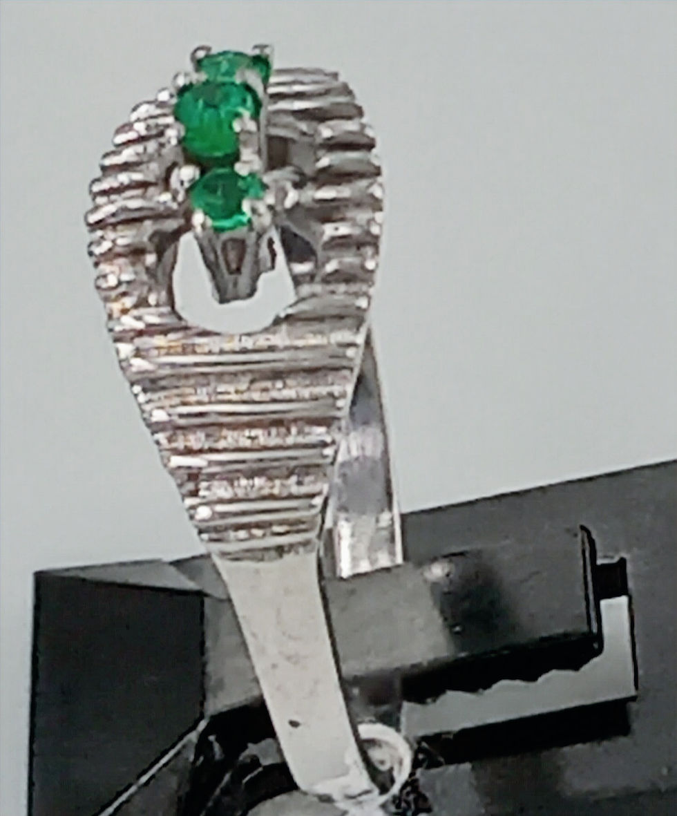 Miniatura: Anillo de Esmeralda (Precio por contacto)