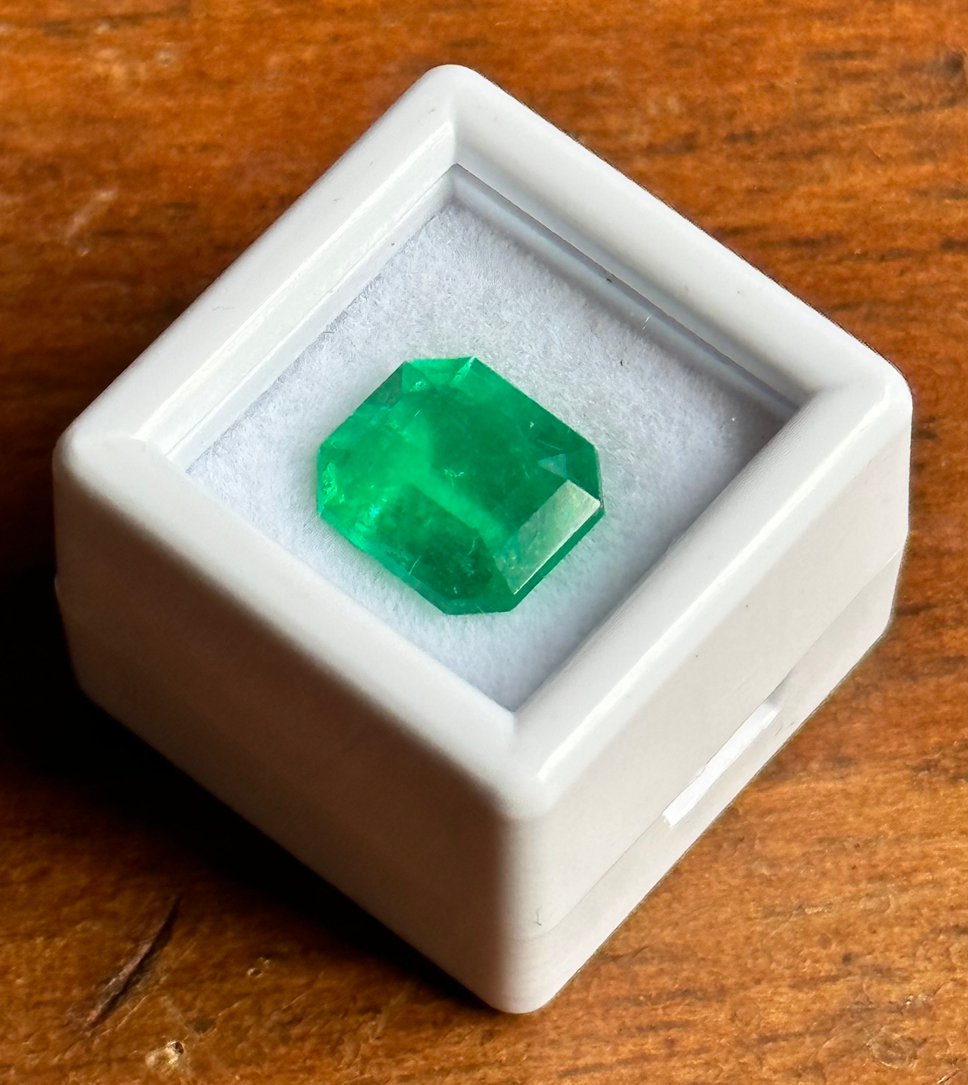 Esmeralda Rectangural  Ref.594