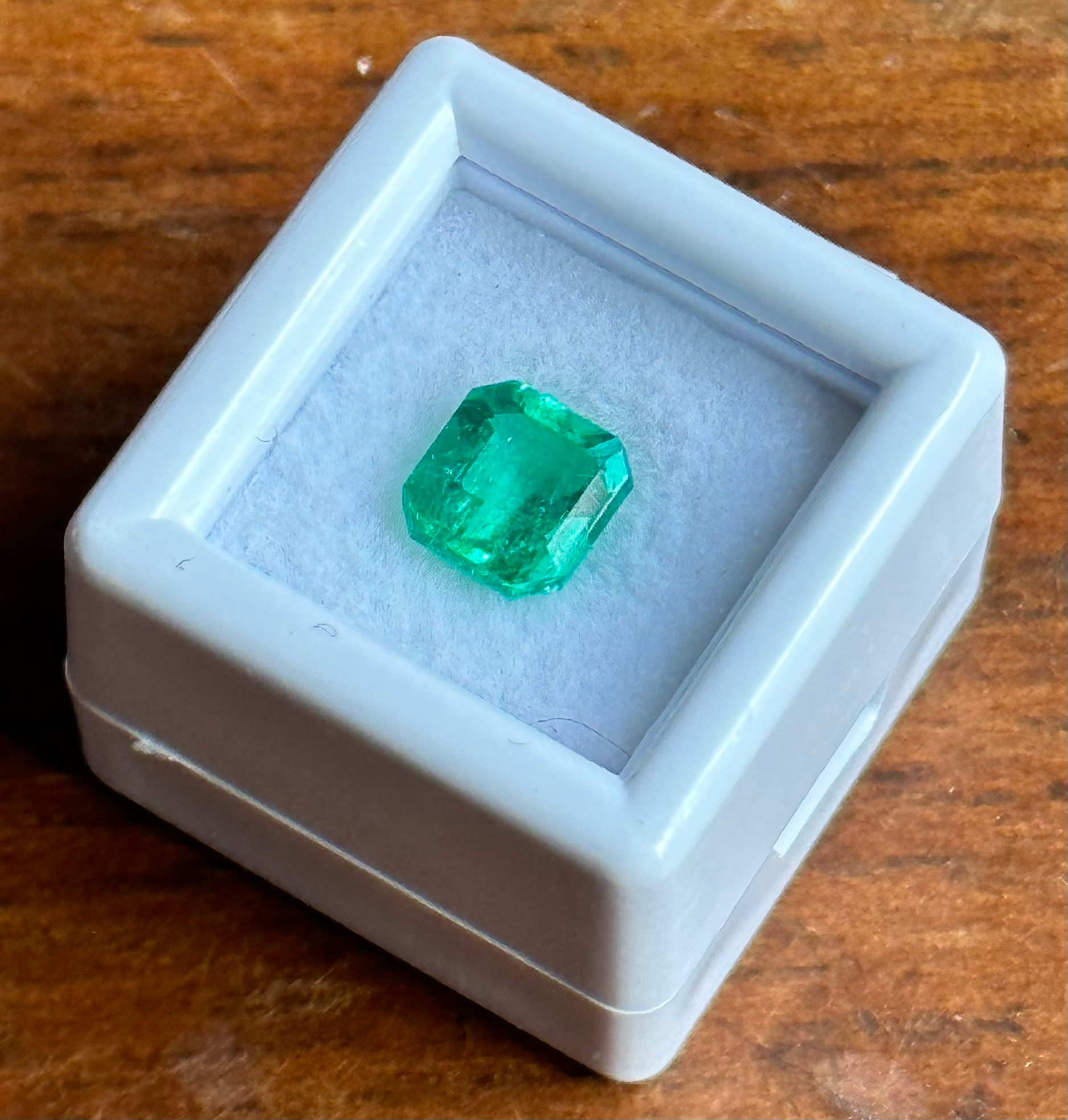 Esmeralda Rectangular Ref.28