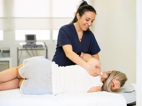 How Can a Physiotherapy Clinic in Swansea Help Back Pain?