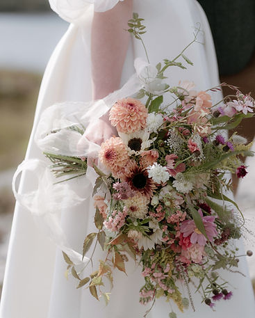 August Bridal Bouquet_edited.jpg
