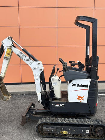 Used 2022 Bobcat E10 - Stock: 63907