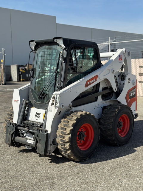 Bobcat S650 Classic Skid-Steer Loader