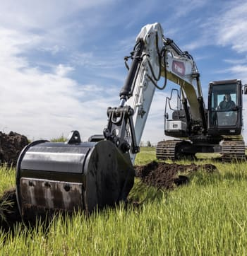 Rent Attachment - Bobcat Bucket (Heavy-Duty Trenching)