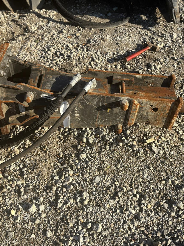 Used - 2021 Viking V7 Hydraulic Hammer/Breaker - Stock: J078438