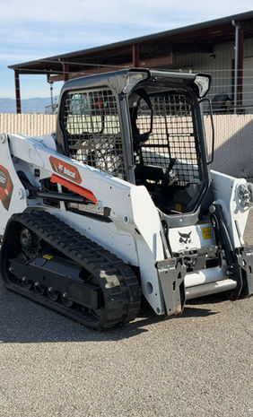 Bobcat T550 Compact Track Loader