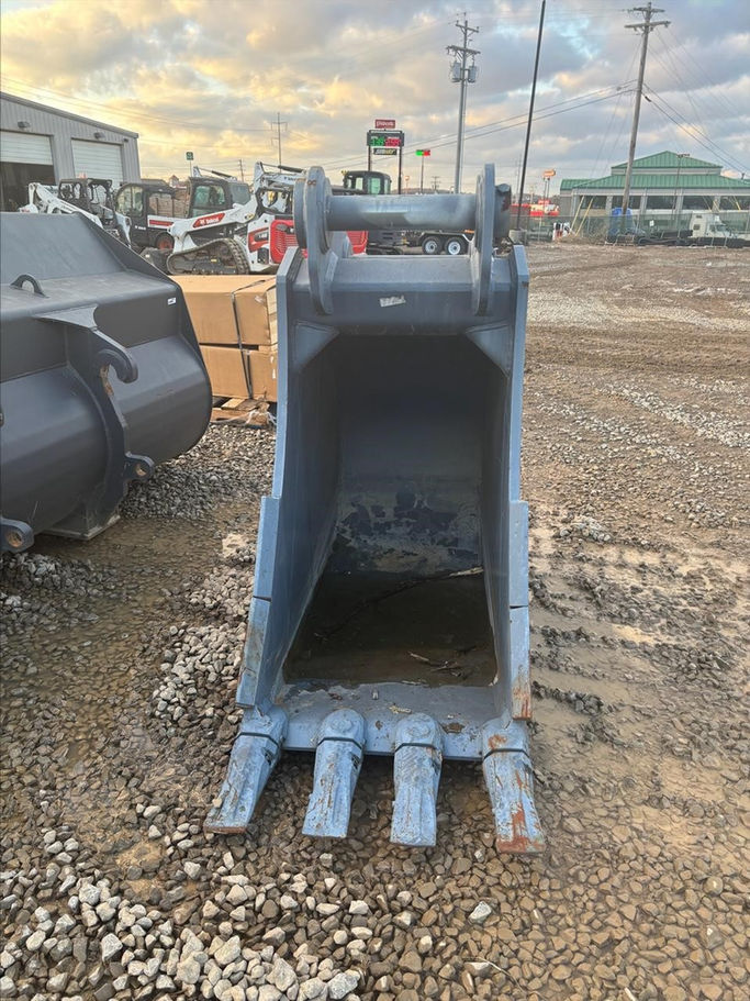 Used - 2020 Strickland DX300 30HD Bucket - Stock: N057122