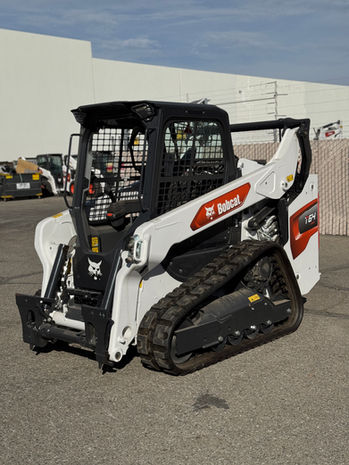 Rent - T64 Compact Track Loader