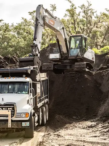 E220 Large Excavator