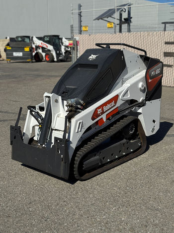 MT120 Mini Track Loader