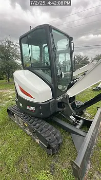 2024 Bobcat E35R2