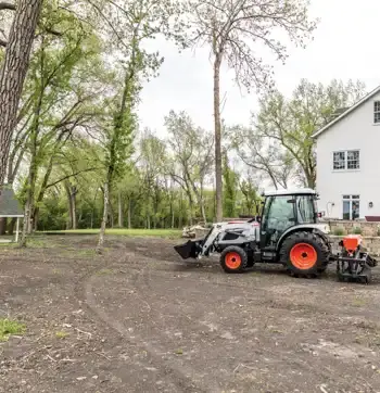 CT5550 Compact Tractor