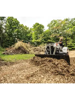 Bobcat AT450 Articulating Tractor