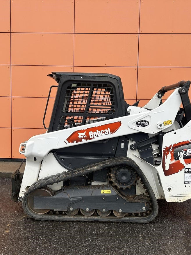 Used - 2023 Bobcat T64 - Stock: 66102 Compact Track Loader