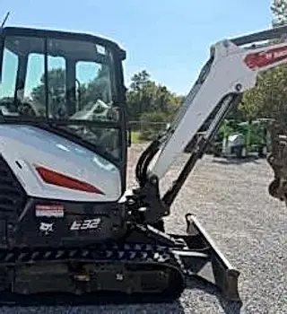 2023 Bobcat E32R2