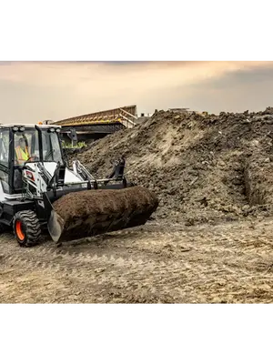 Bobcat B760 Backhoe Loader