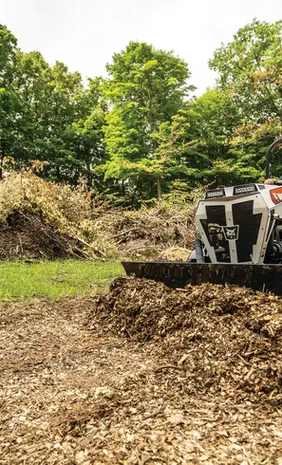 Bobcat AT450 Articulating Tractor