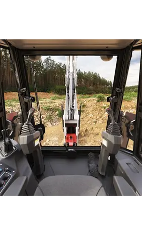 Bobcat B760 Backhoe Loader