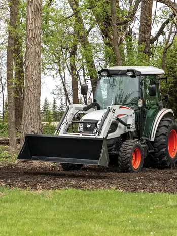 Compact Tractor - Bobcat CT5550