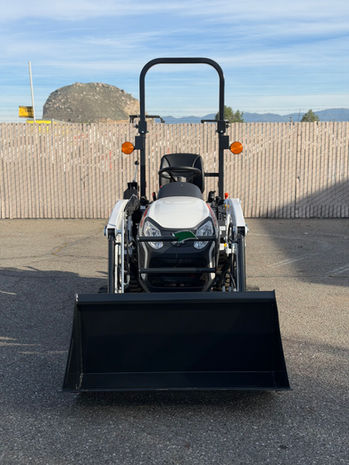Sub-Compact Tractor - Bobcat CT1025