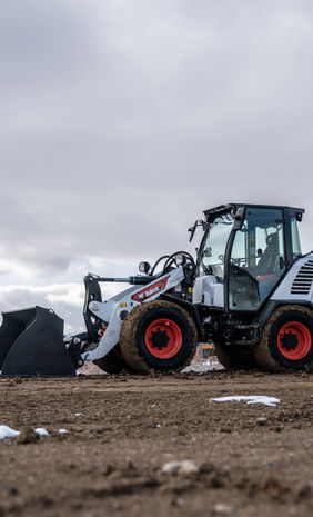 Bobcat L95 Compact Wheel Loader