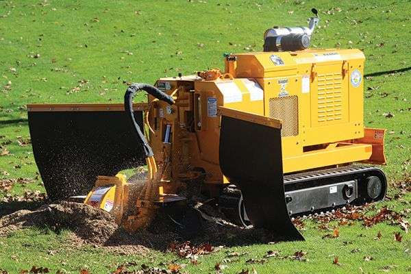 Thumbnail: Bandit 2900 Track Stump Grinder