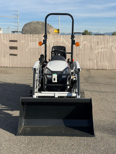 Bobcat CT1021 Sub-Compact Tractor