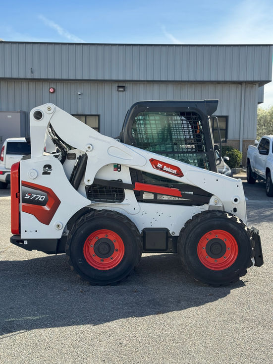 Bobcat S770 Classic Skid-Steer Loader