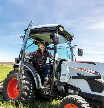 CT2535 Compact Tractor