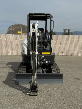 Compact Excavator - Bobcat E26