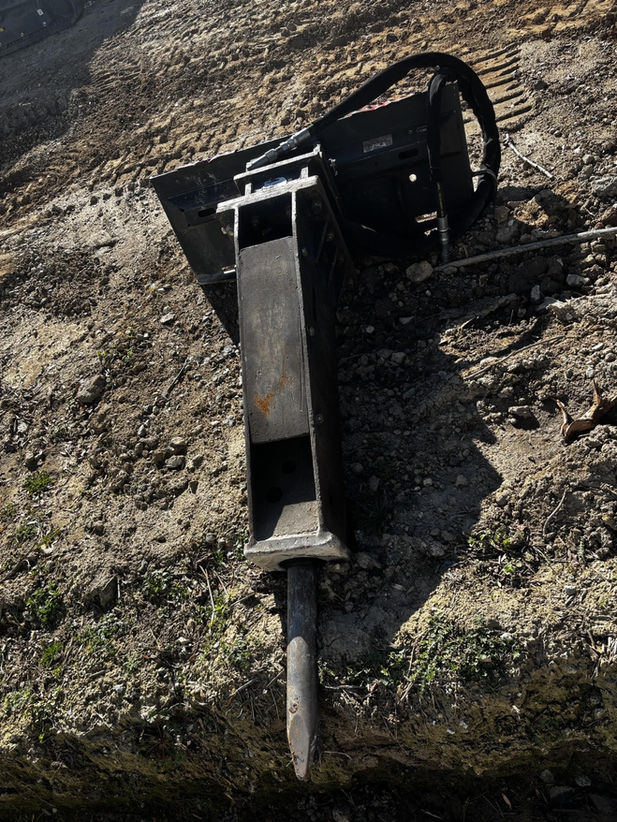 Used - 2023 Viking V7 Hydraulic Hammer/Breaker - Stock: J078440