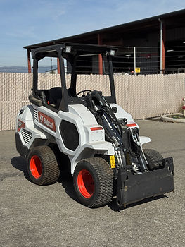 L28