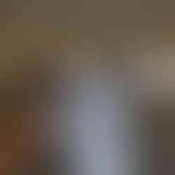 Folleto promocional de bodas destino en Italia y México presentado en tienda David’s Bridal en Estados Unidos