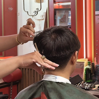 Highfive Barbershop, Tiệm hớt tóc Highfive, cá nhân hoá kiểu tóc, cắt tóc nam, tiệm tóc nam, tiệm cắ