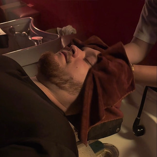 Highfive Barbershop, Tiệm hớt tóc Highfive, cá nhân hoá kiểu tóc, cắt tóc nam, tiệm tóc nam, tiệm cắ