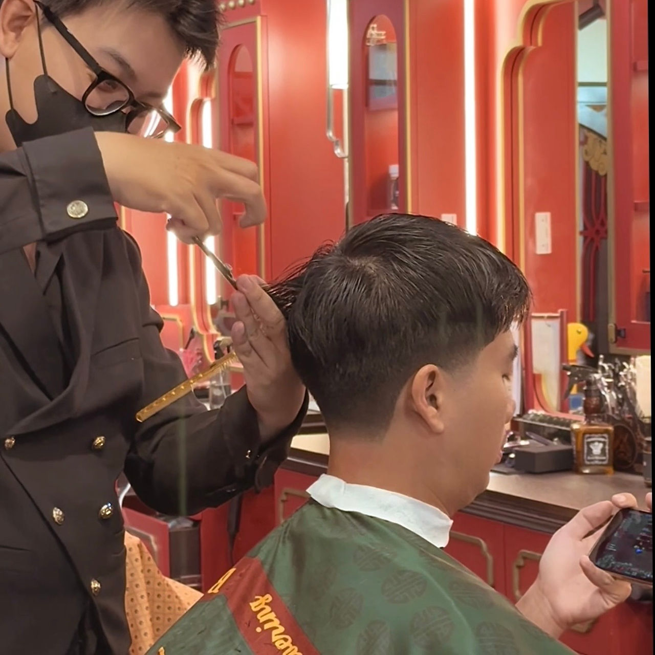 Highfive Barbershop, Tiệm hớt tóc Highfive, cá nhân hoá kiểu tóc, cắt tóc nam, tiệm tóc nam, tiệm cắ