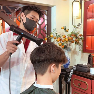 Highfive Barbershop, Tiệm hớt tóc Highfive, cá nhân hoá kiểu tóc, cắt tóc nam, tiệm tóc nam, tiệm cắ