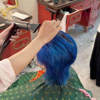 bespoke barbering, bespokecoloring, bespoke home service, cắt tóc tận nơi, cắt tóc tận nhà, barber home service, cạo râu khăn nóng, barber, barbershop, tiệm tóc nam, cắt tóc nam, tiệm hớt tóc, hớt tóc nam, tóc nam đẹp, tiệm cắt tóc quận 3, tiệm tóc quận 10, tiệm tóc quận 5, tóc nam lịch sự, tóc nam cổ điển, cắt tóc, nhuộm tóc nam, uốn tóc, ép side