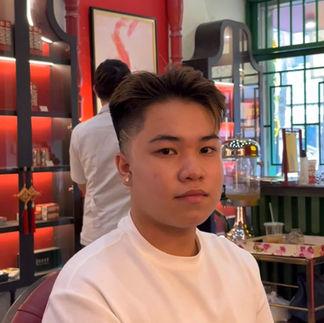 bespoke barbering, bespokecoloring, bespoke home service, cắt tóc tận nơi, cắt tóc tận nhà, barber home service, cạo râu khăn nóng, barber, barbershop, tiệm tóc nam, cắt tóc nam, tiệm hớt tóc, hớt tóc nam, tóc nam đẹp, tiệm cắt tóc quận 3, tiệm tóc quận 10, tiệm tóc quận 5, tóc nam lịch sự, tóc nam cổ điển, cắt tóc, nhuộm tóc nam, uốn tóc, ép side