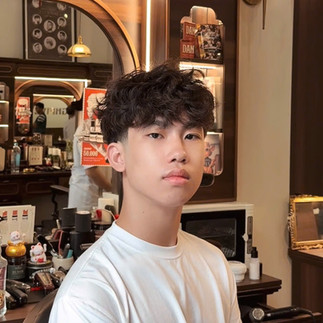 bespoke barbering, bespokecoloring, bespoke home service, cắt tóc tận nơi, cắt tóc tận nhà, barber home service, cạo râu khăn nóng, barber, barbershop, tiệm tóc nam, cắt tóc nam, tiệm hớt tóc, hớt tóc nam, tóc nam đẹp, tiệm cắt tóc quận 3, tiệm tóc quận 10, tiệm tóc quận 5, tóc nam lịch sự, tóc nam cổ điển, cắt tóc, nhuộm tóc nam, uốn tóc, ép side