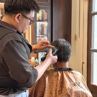 Highfive Barbershop, Tiệm hớt tóc Highfive, cá nhân hoá kiểu tóc, cắt tóc nam, tiệm tóc nam, tiệm cắ